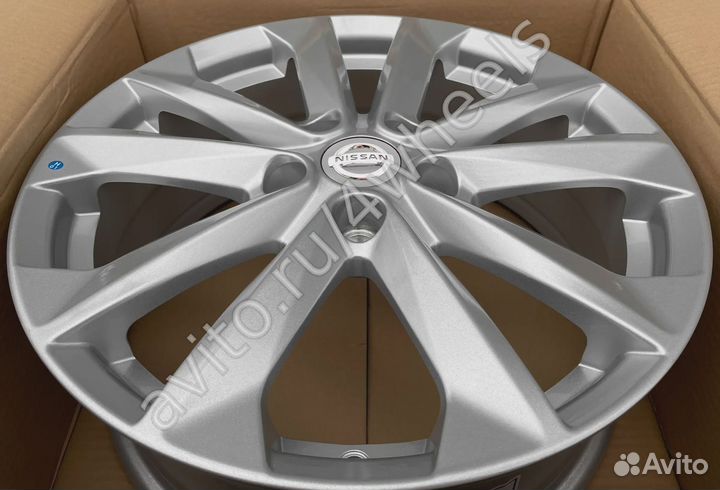 Диски на Ниссан Qashqai+2 Икстрейл R17