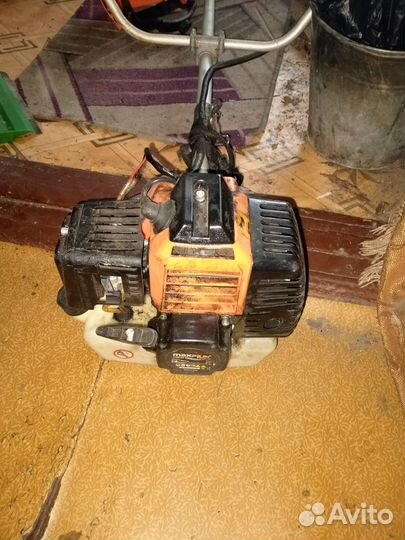 Триммер бензиновый