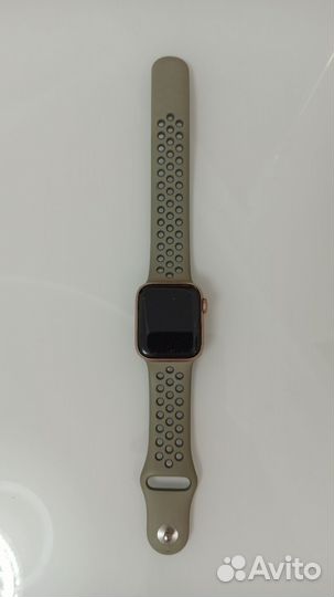 Часы Apple Watch 4 40mm