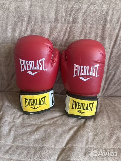 Перчатки для бокса Everlast 10oz