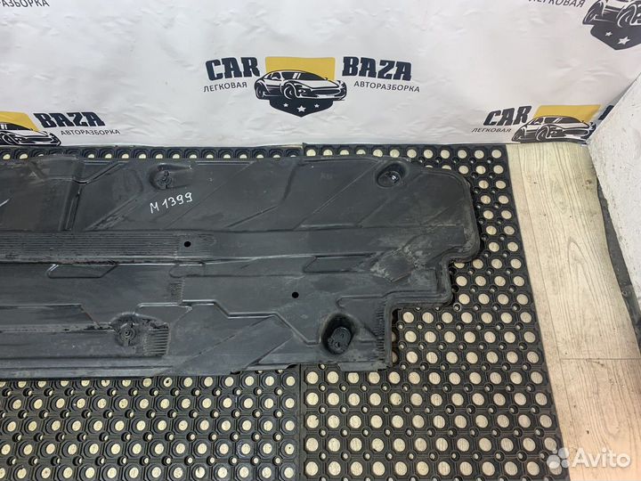 Защита антигравийная днища правая R