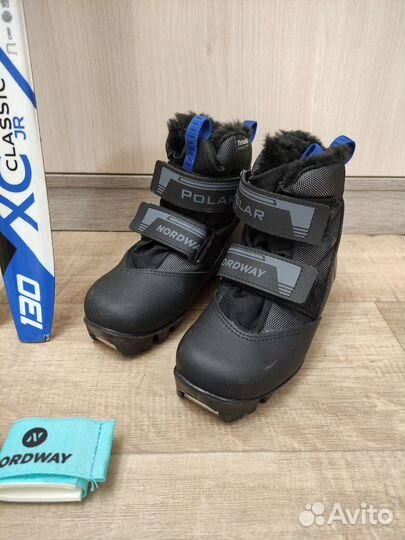 Детские лыжи 130 + ботинки 32 + палки