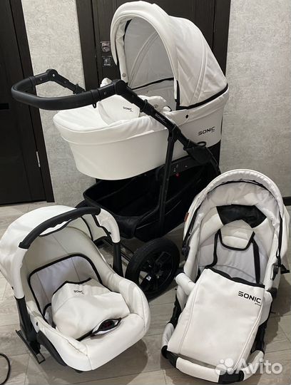 Детская коляская 3 в 1