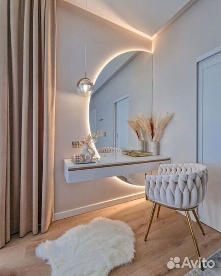 Туалетный столик с зеркалом на заказ