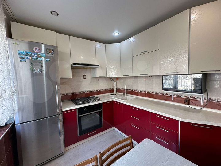 3-к. квартира, 71 м², 3/5 эт.