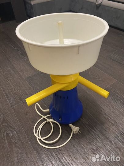 Сепаратор - Сливкоотделитель Фермер
