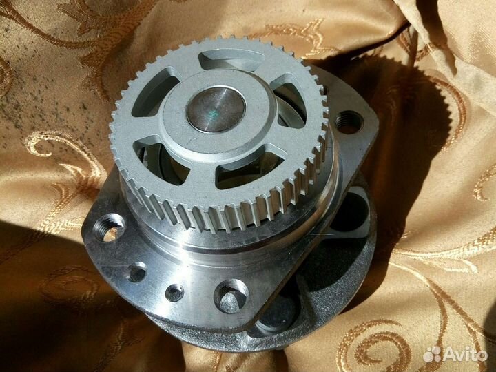 Ступица с подшипником задняя