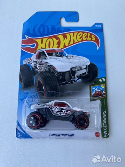 Hot wheels Twinnin'n'Winnin машинка