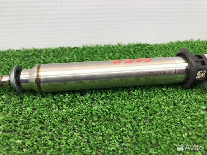 Форсунка инжекторная Mercedes-Benz A250 W176