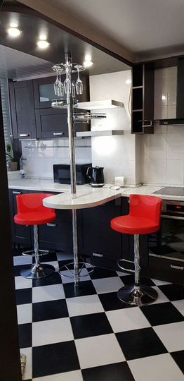 1-к. квартира, 42 м², 11/13 эт.