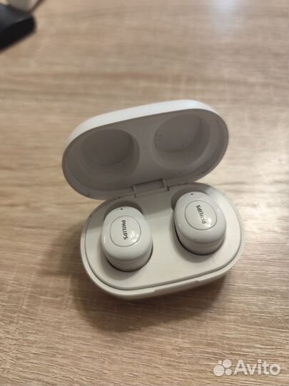 Беспроводные наушники philips