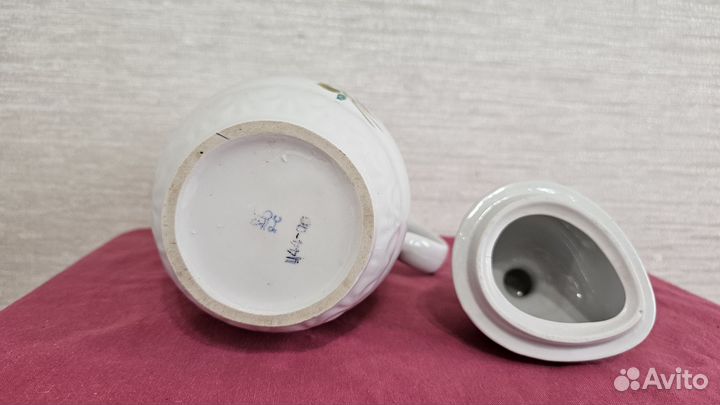 Кувшин +3чашки.Советский фарфор