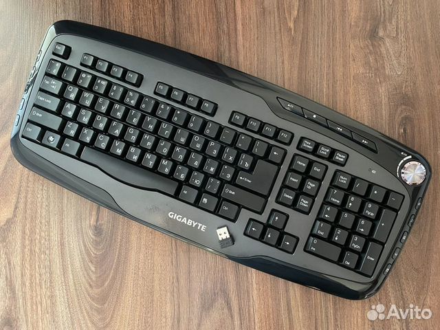 Беспроводная клавиатура Gigabyte GK-K7600