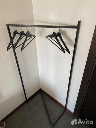 Вешалка напольная