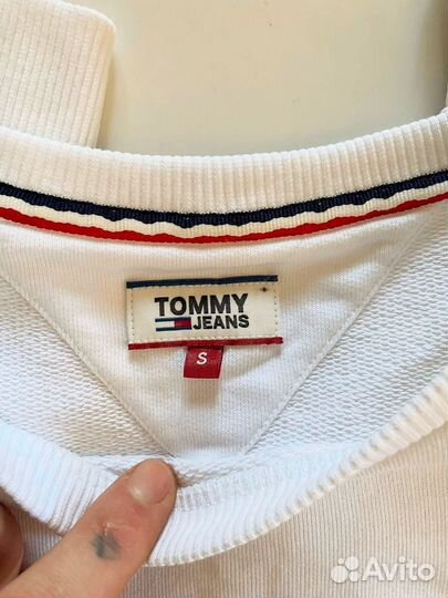 Tommy hilfiger свитшот