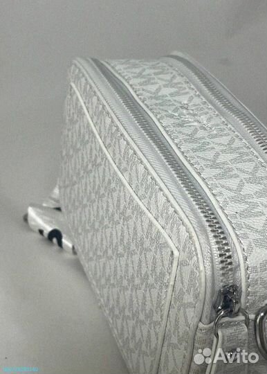 Сумка Michael Kors: элегантность на плечах