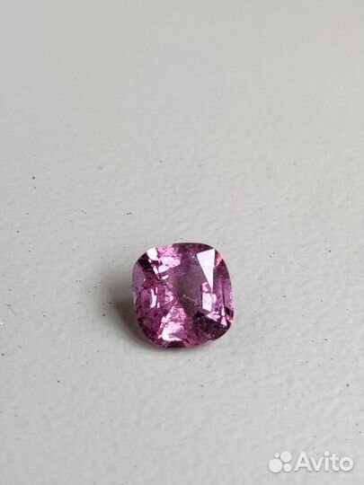 Шпинель 2.70 ct