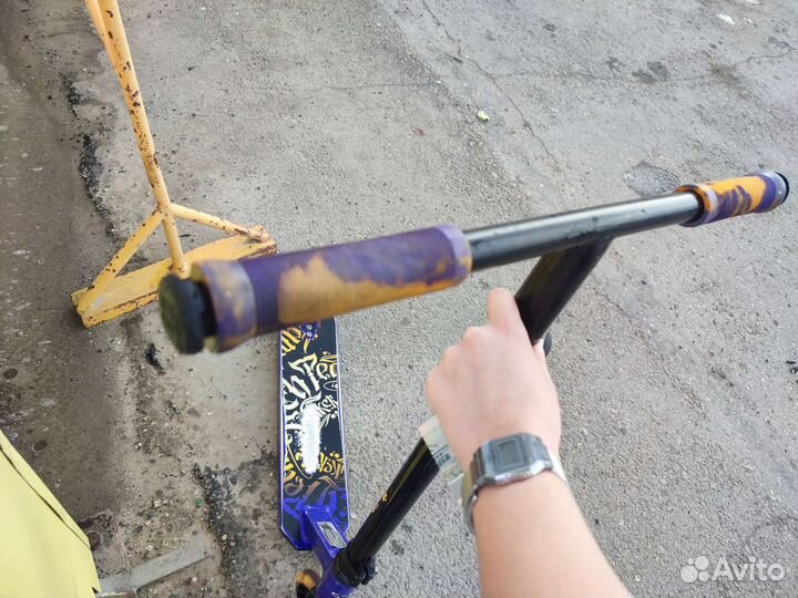 Трюковой самокат