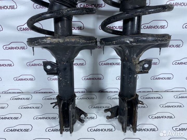 Амортизаторы передние Hyundai Santa Fe