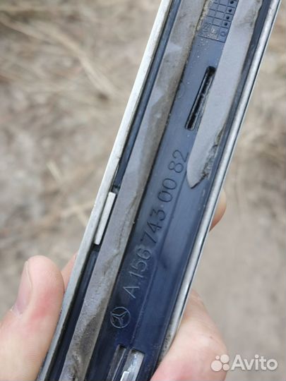 Молдинг багажника мерседес GLA, 2016г.в. X156