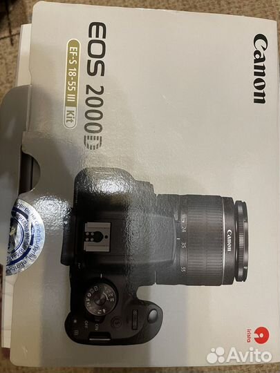Фотоаппарат canon 2000d