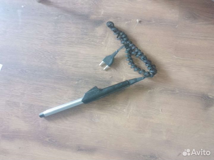 Щипцы для завивки волос