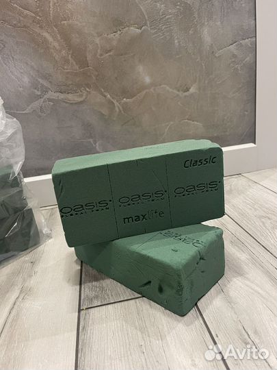 Oasis флористическая губка