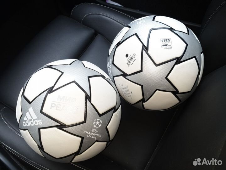 Футбольный мяч