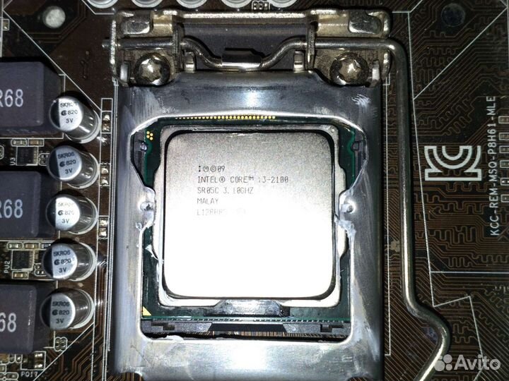 Материнская плата с процессором i3