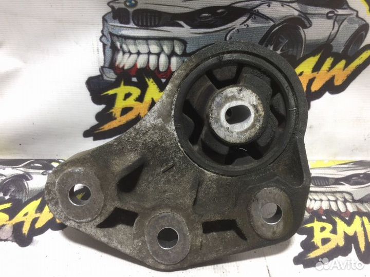 Подушка редуктора Audi A4 B6 avant AMB 2004