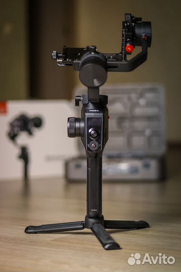 Стабилизатор для камеры Moza AirCross2