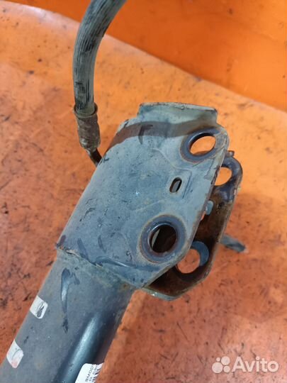 Стойка Toyota Vitz KSP90 (Переднее Правое)