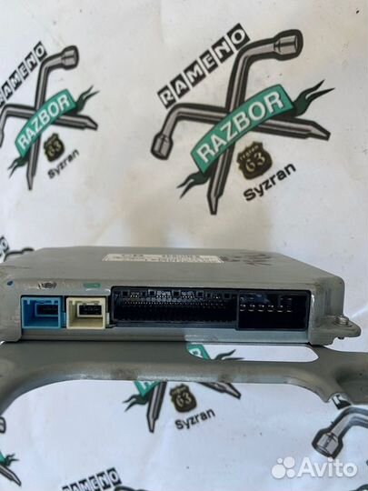 Блок управления парктроником Toyota Prius NHW20