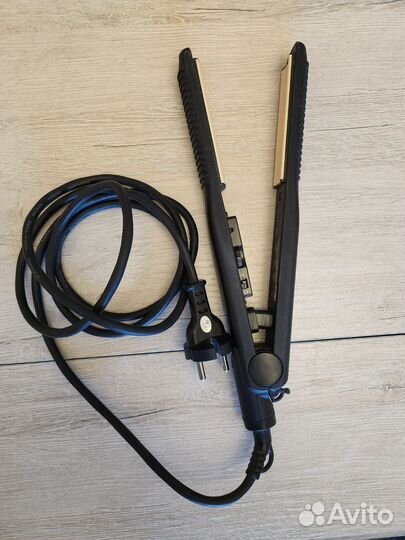 Плойка Vitek керамическая