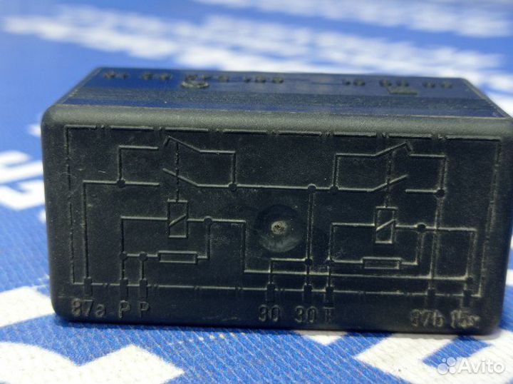 Реле Mercedes-Benz W202 седан 111941 1995