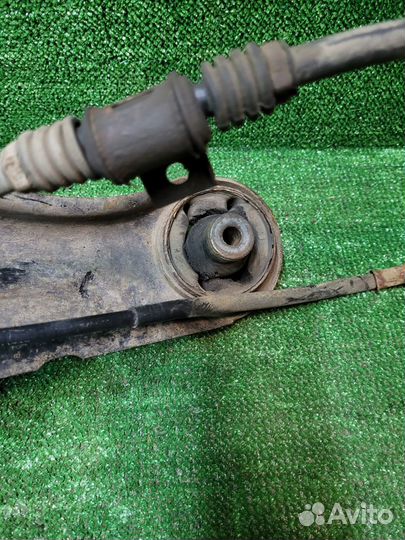 Ступица задняя левая Mitsubishi Lancer 9 4G18