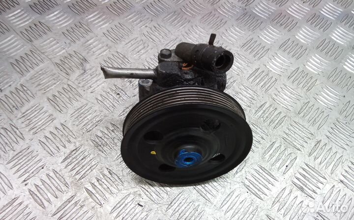 Насос гидроусилителя Land Rover Freelander