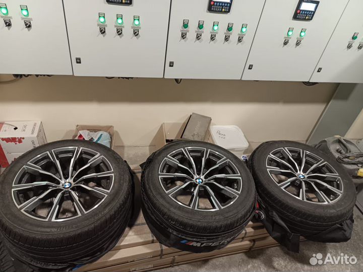 Оригинальные летние колеса BMW х5 g05 R20 740