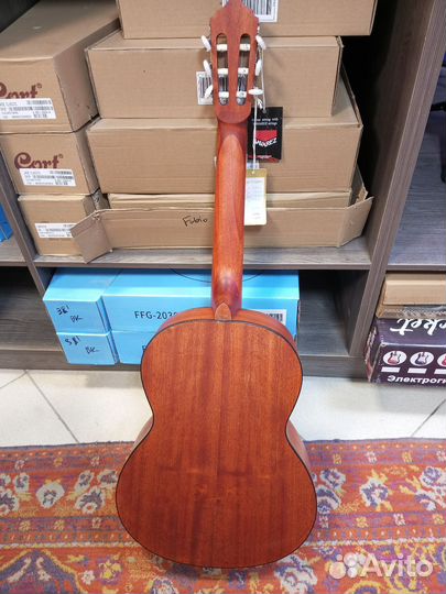 Гитара Cort с дефектом