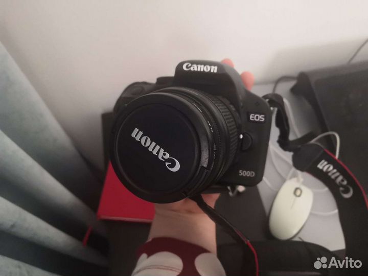 Зеркальный фотоаппарат Canon 500d