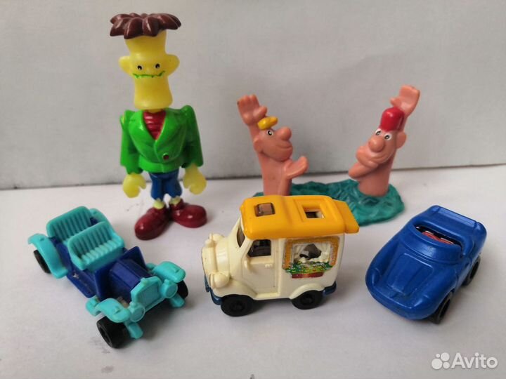 Игрушки из киндер сюрприза