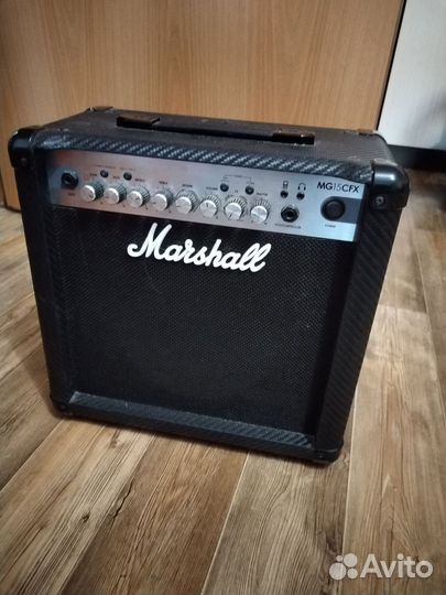 Комбоусилитель Marshall mg15cfx