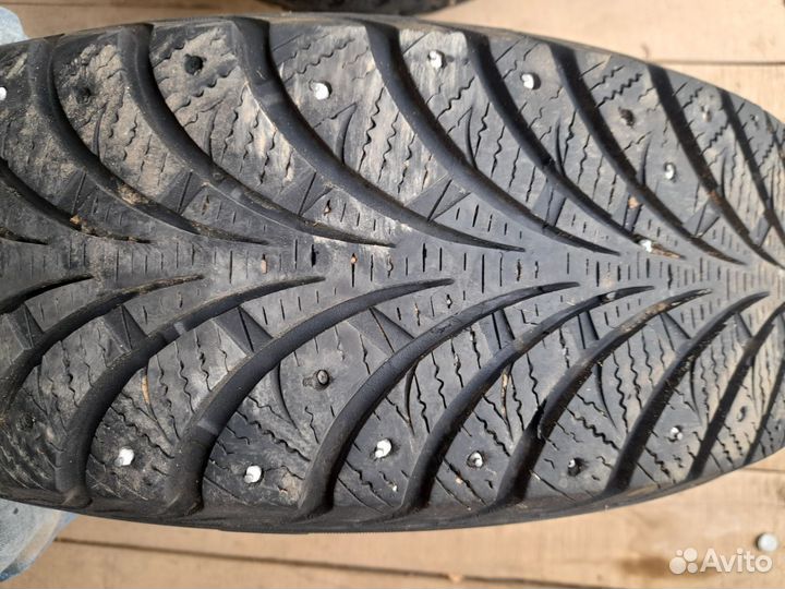 Sava Eskimo Stud 185/65 R15
