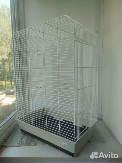 Большая клетка для птиц