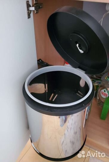 Мусорное ведро