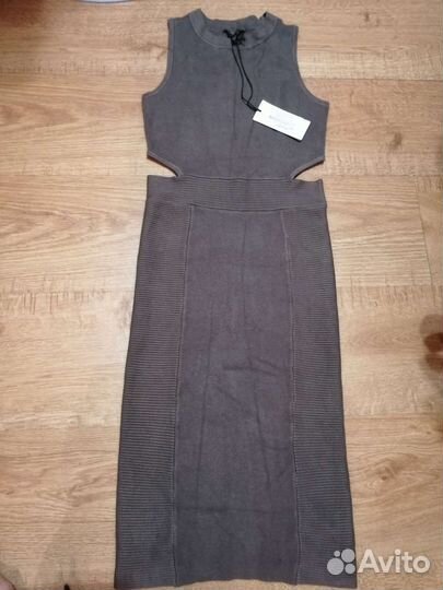 Платье новое Guess