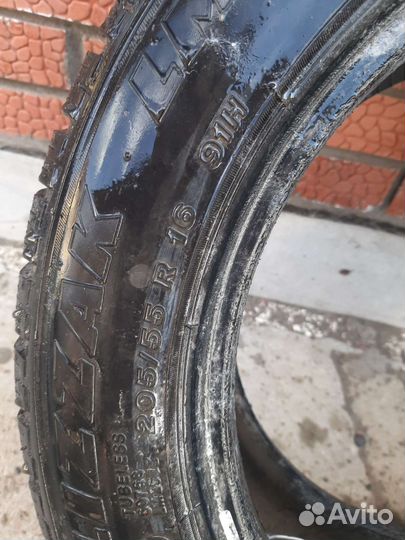 Bridgestone Blizzak LM-25 205/55 R16 91H