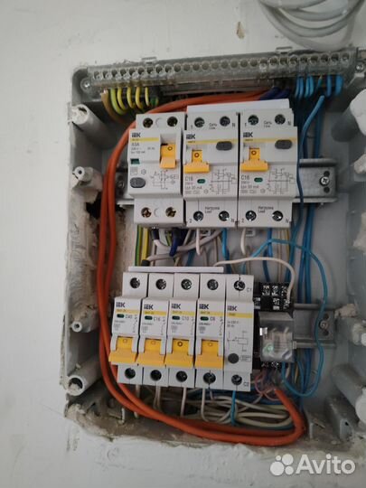 Услуги электрика, демонтаж)