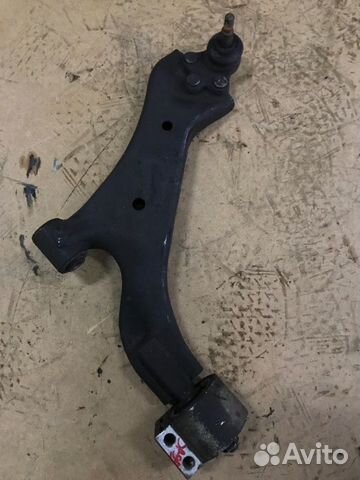 Рычаг подвески нижний передний правый Chevrolet