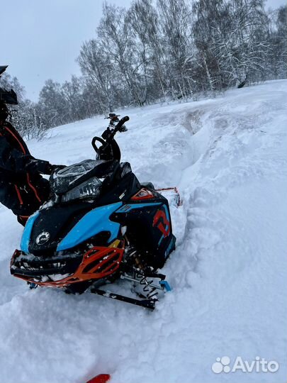 Снегоход BRP Lynx BoonDocker 850 DS 3900